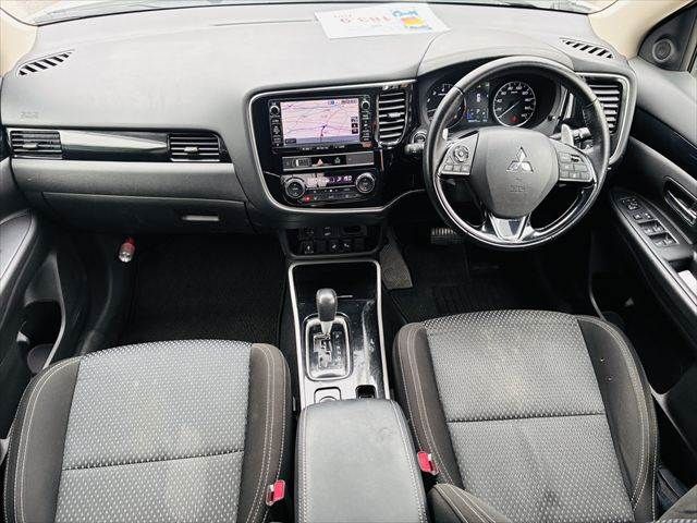 MITSUBISHI OUTLANDER 4WD 2018 Image 31