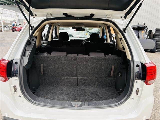 MITSUBISHI OUTLANDER 4WD 2018 Image 31