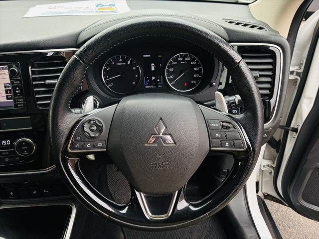 MITSUBISHI OUTLANDER 4WD 2018 Image 31