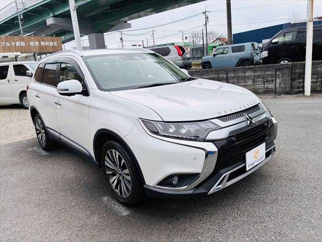 MITSUBISHI OUTLANDER 4WD 2018 Image 31