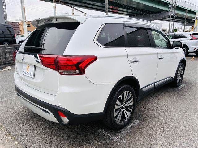 MITSUBISHI OUTLANDER 4WD 2018 Image 31