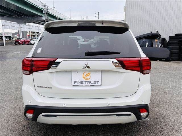 MITSUBISHI OUTLANDER 4WD 2018 Image 31