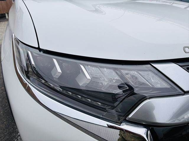 MITSUBISHI OUTLANDER 4WD 2018 Image 31