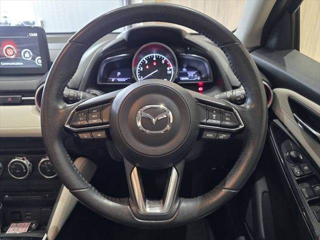 MAZDA DEMIO 2017 Image 31