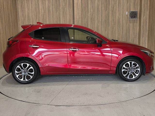 MAZDA DEMIO 2017 Image 31