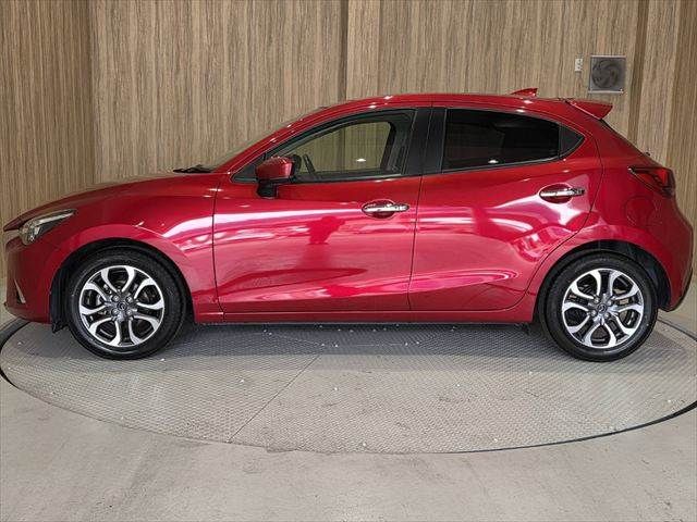 MAZDA DEMIO 2017 Image 31