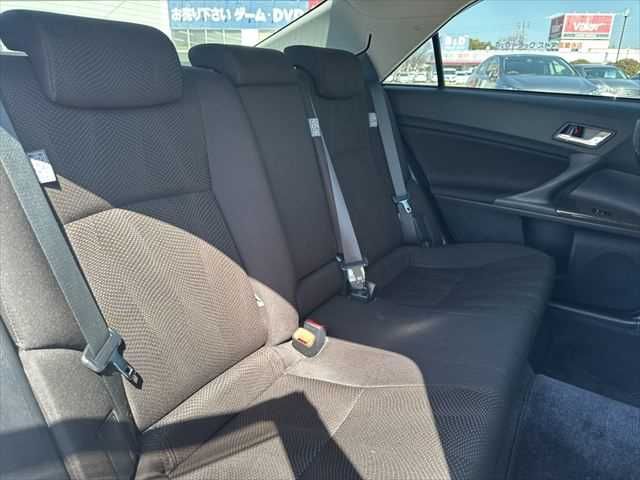 TOYOTA MARK X 2013 Image 31