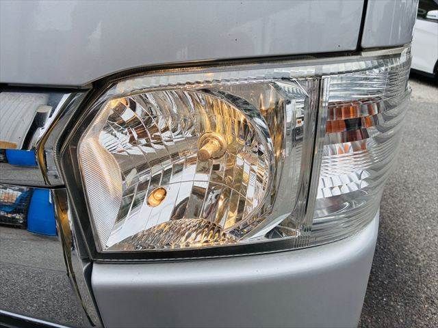 TOYOTA HIACE VAN 2WD 2016 Image 31