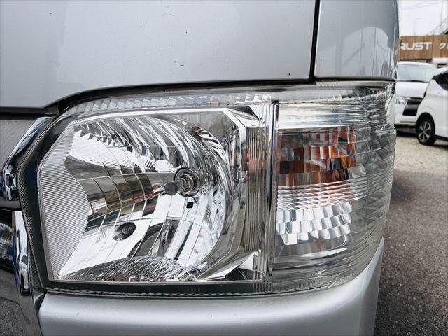 TOYOTA HIACE VAN 2WD 2016 Image 31