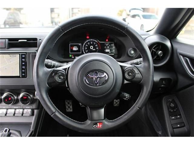 TOYOTA GR86 2022 Image 31