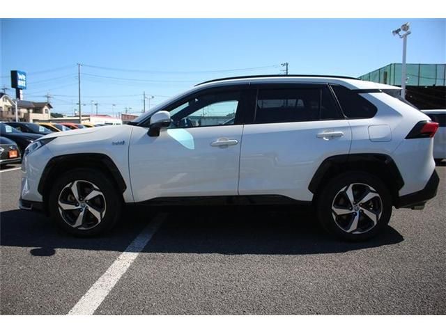TOYOTA RAV4 PHV 2021 Image 31