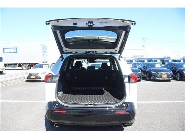 TOYOTA RAV4 PHV 2021 Image 31