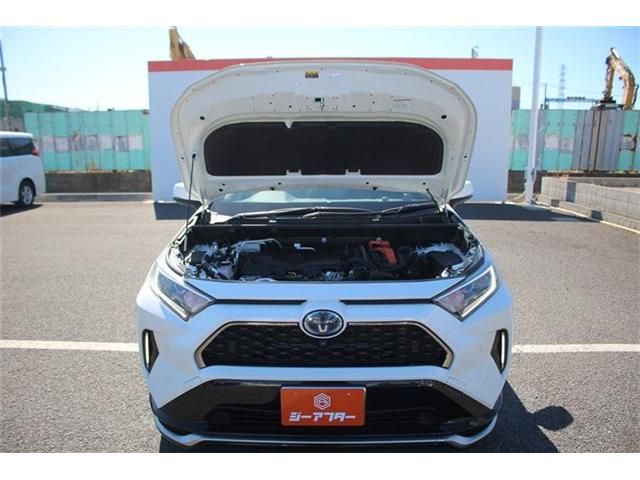 TOYOTA RAV4 PHV 2021 Image 31