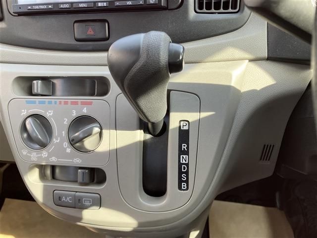 DAIHATSU MIRA E:S 2017 Image 31