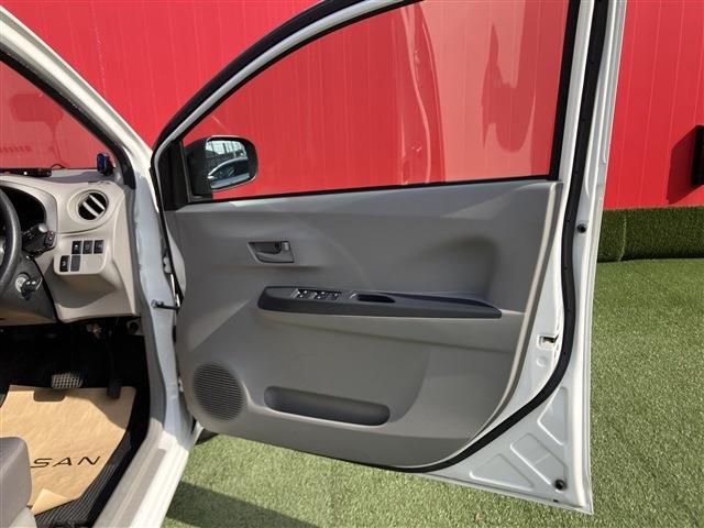 DAIHATSU MIRA E:S 2017 Image 31