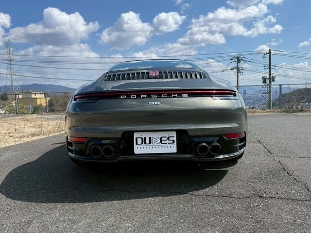 PORSCHE 911 2021 Image 31