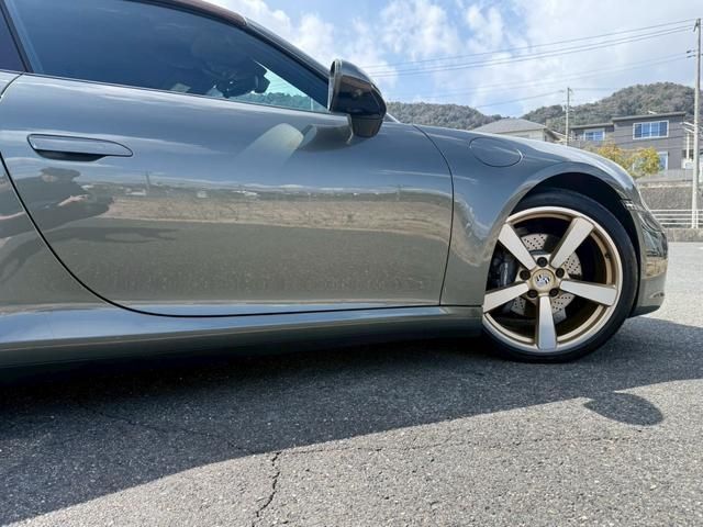 PORSCHE 911 2021 Image 31