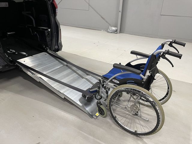 HONDA FREED PLUS HYBRID 2018 Image 31