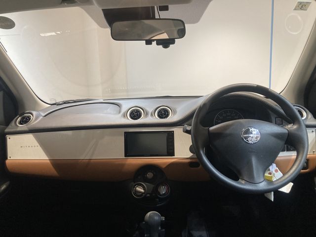 MITSUOKA VIEWT 2021 Image 31