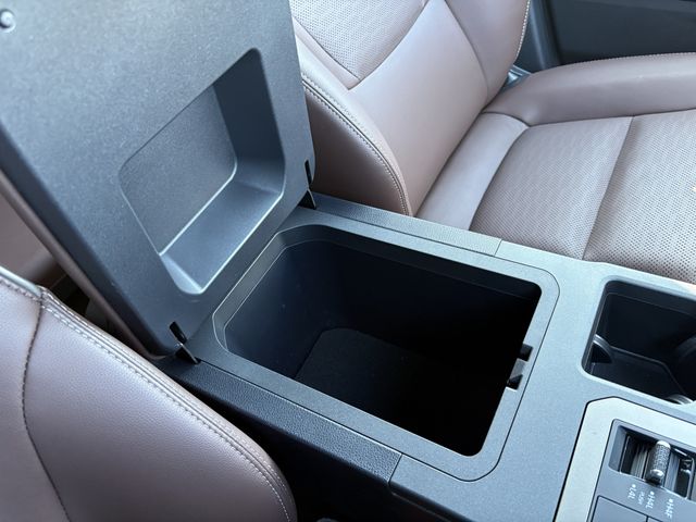 TOYOTA LANDCRUISER 250 2024 Image 31