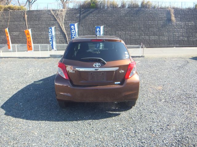 TOYOTA VITZ 2014 Image 31