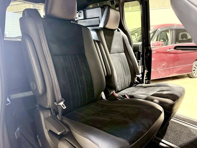 TOYOTA ESQUIRE HYBRID 2020 Image 31