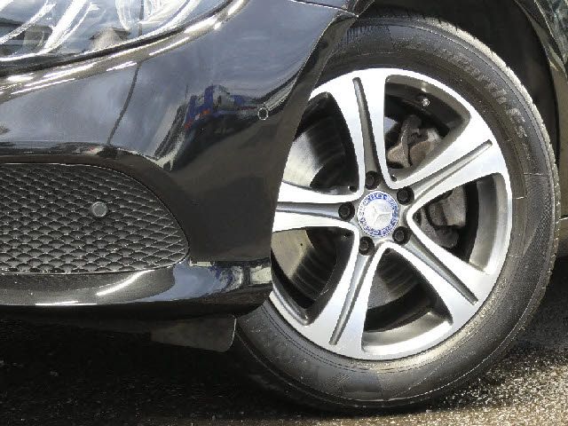 MERCEDES BENZ E CLAS 2017 Image 31