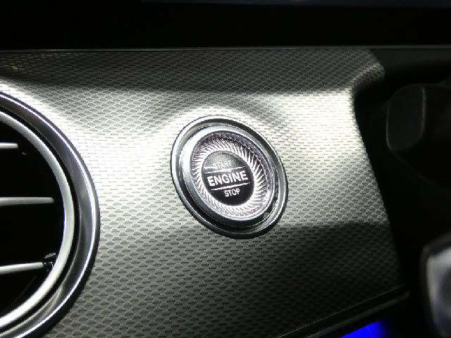 MERCEDES BENZ E CLAS 2017 Image 31