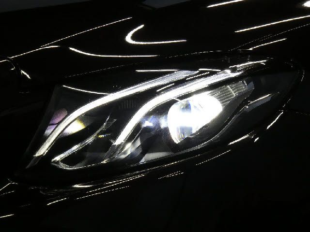 MERCEDES BENZ E CLAS 2017 Image 31