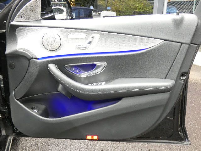 MERCEDES BENZ E CLAS 2017 Image 31