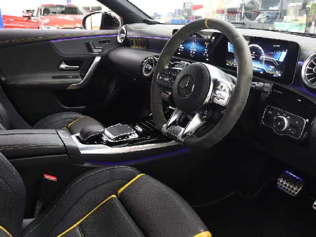 MERCEDES BENZ MERCEDES AMG A CLASS 2019 Image 31