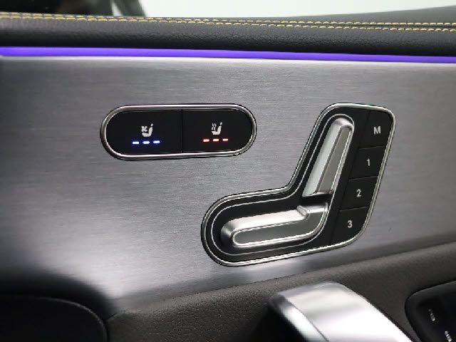 MERCEDES BENZ MERCEDES AMG A CLASS 2019 Image 31