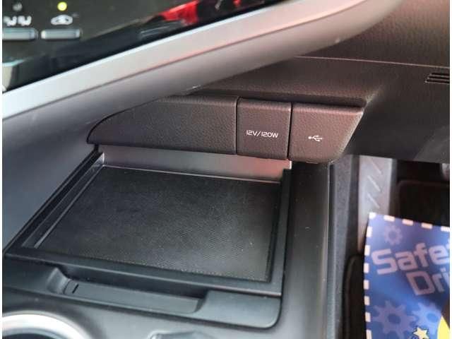 TOYOTA CAMRY 2021 Image 31