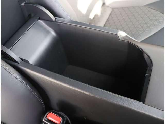 TOYOTA CAMRY 2021 Image 31