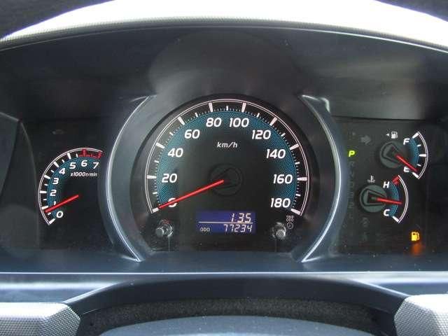 TOYOTA HIACE WAGON 2012 Image 31