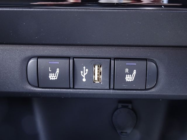 TOYOTA YARIS 2023 Image 31