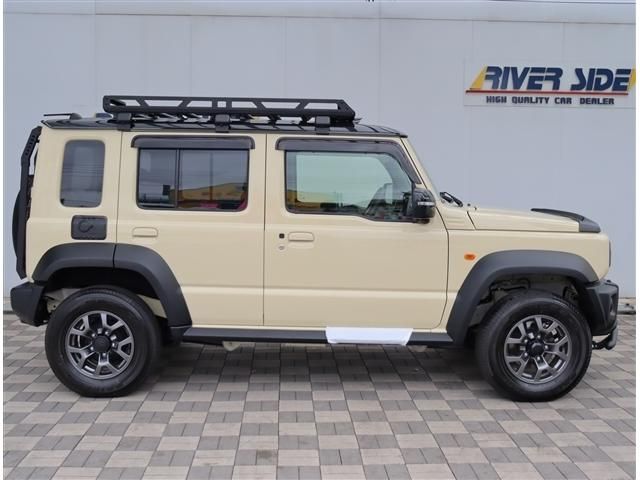 SUZUKI JIMNY NOMADE 2025 Image 31