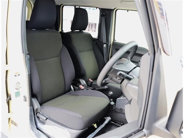 SUZUKI JIMNY NOMADE 2025 Image 31