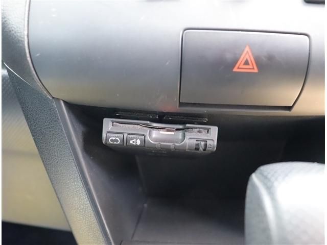 NISSAN WINGROAD 2013 Image 31