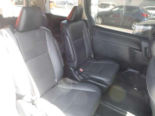 TOYOTA ESQUIRE 2017 Image 31