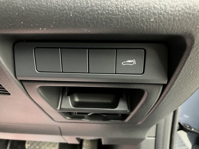 MAZDA CX-30 2023 Image 31