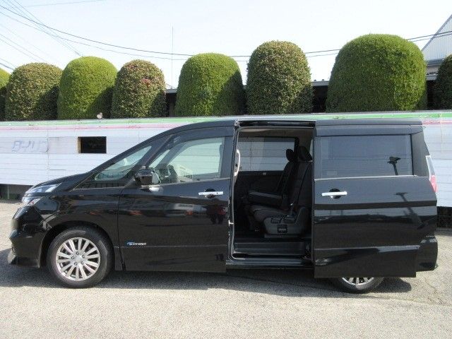 NISSAN SERENA  S-HYBRID 2017 Image 31