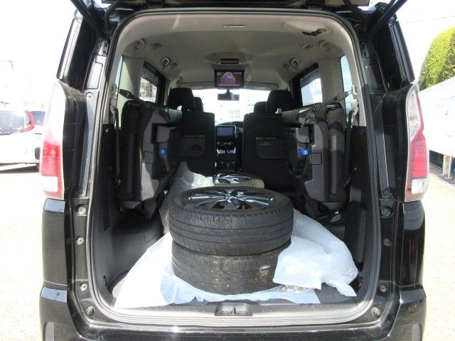 NISSAN SERENA  S-HYBRID 2017 Image 31