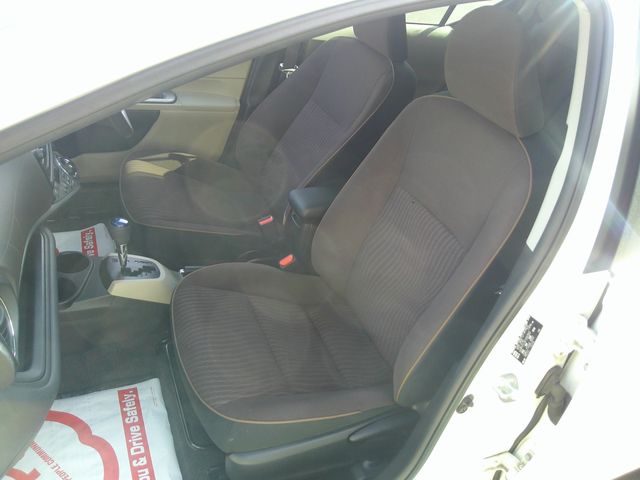 TOYOTA AQUA 2013 Image 31