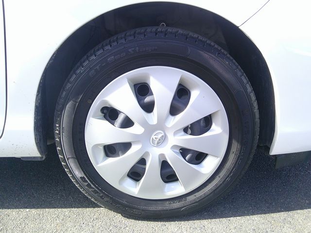 TOYOTA AQUA 2013 Image 31