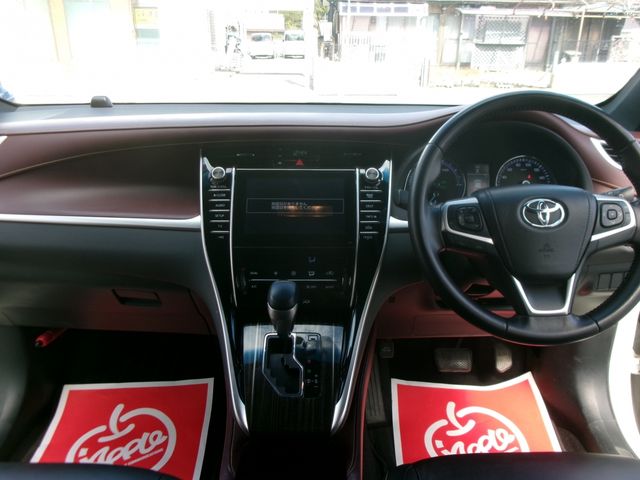 TOYOTA HARRIER HYBRID 2014 Image 31