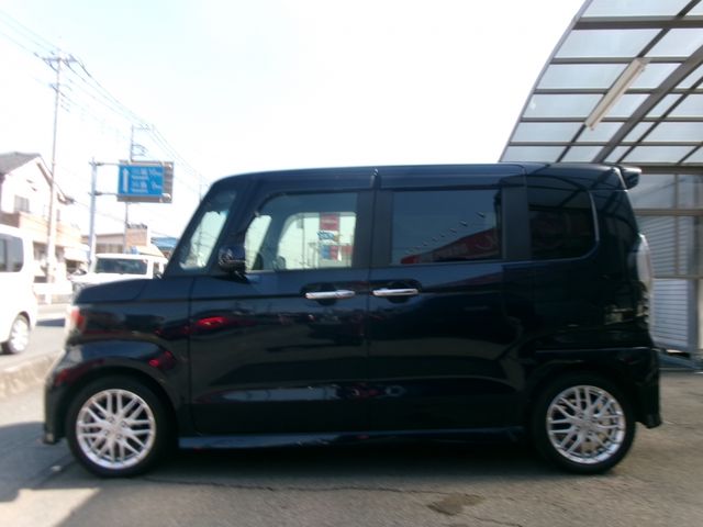 HONDA N BOX CUSTOM 2021 Image 31