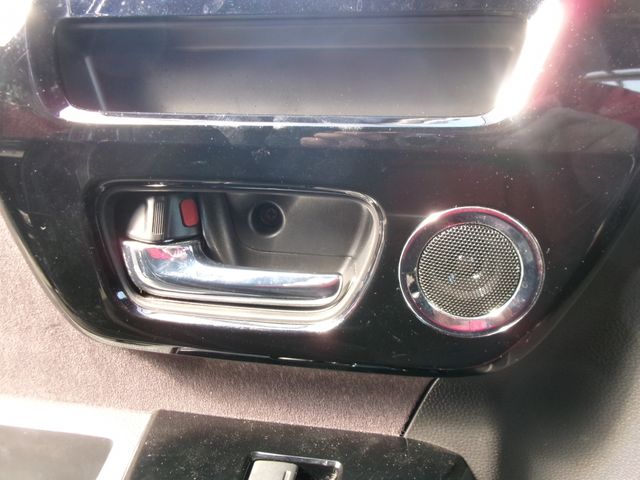 HONDA N BOX CUSTOM 2021 Image 31