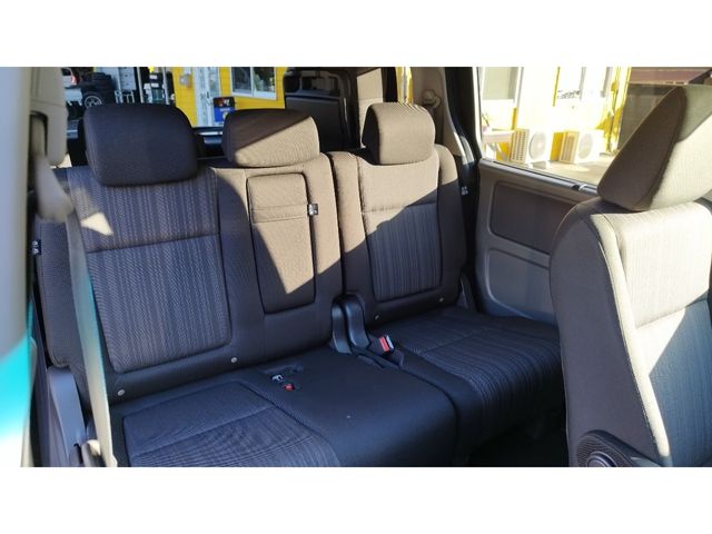 HONDA FREED HYBRID 2017 Image 31