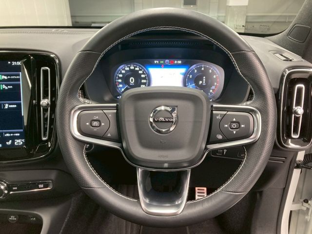 VOLVO XC40 2021 Image 31